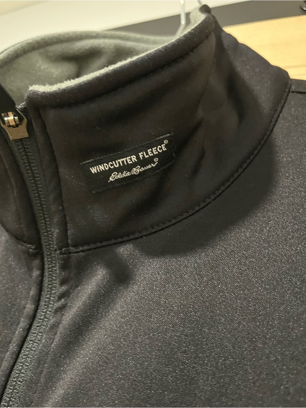 Eddie Bauer WindCutter Fleece Vest XL Tall Black/Gray - Picture 5 of 6